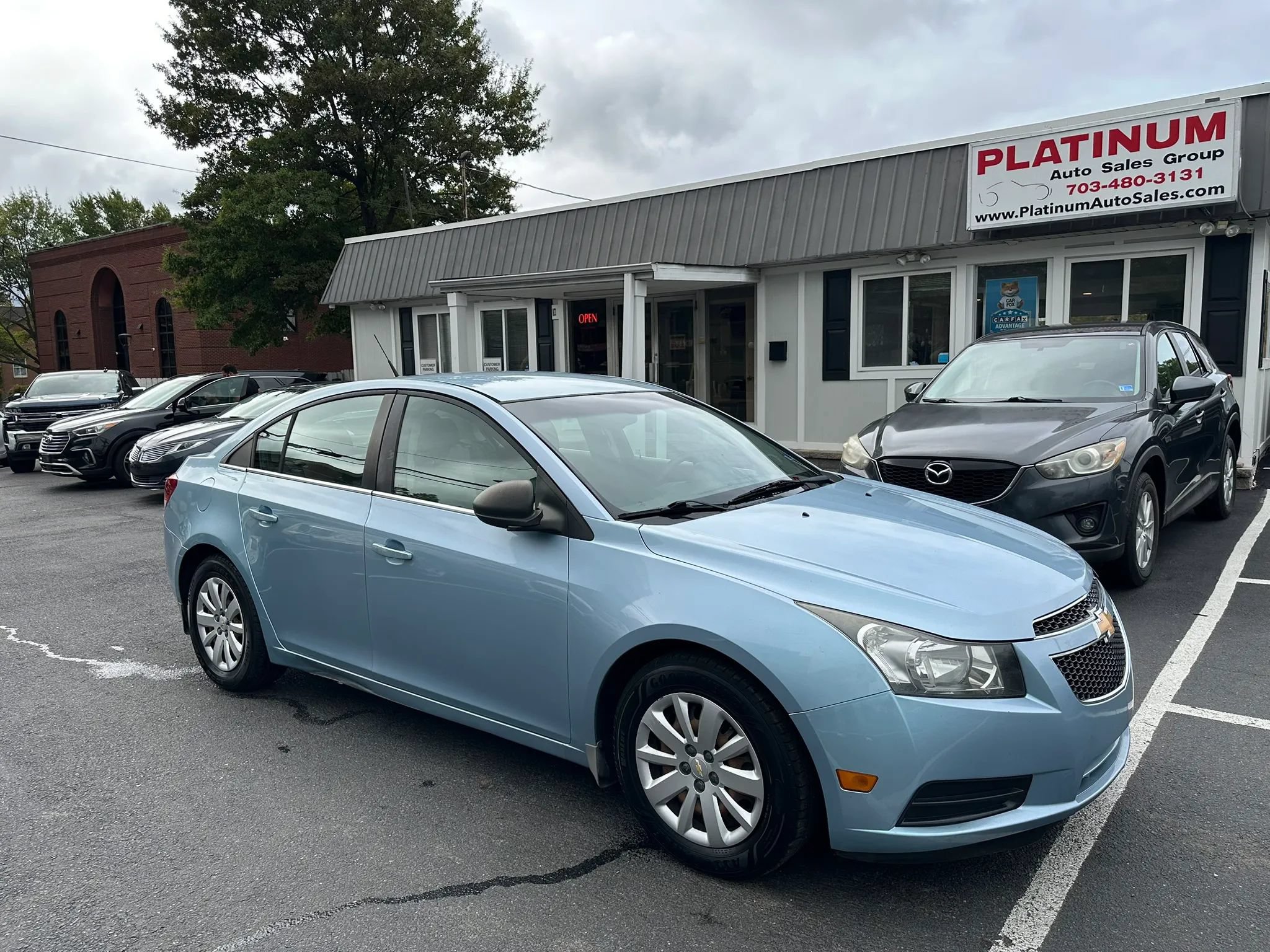 Used 2011 Chevrolet Cruze LS w/ Connectivity Package FWD image 1