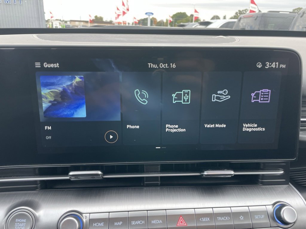 Used 2024 Hyundai Kona SEL image 17