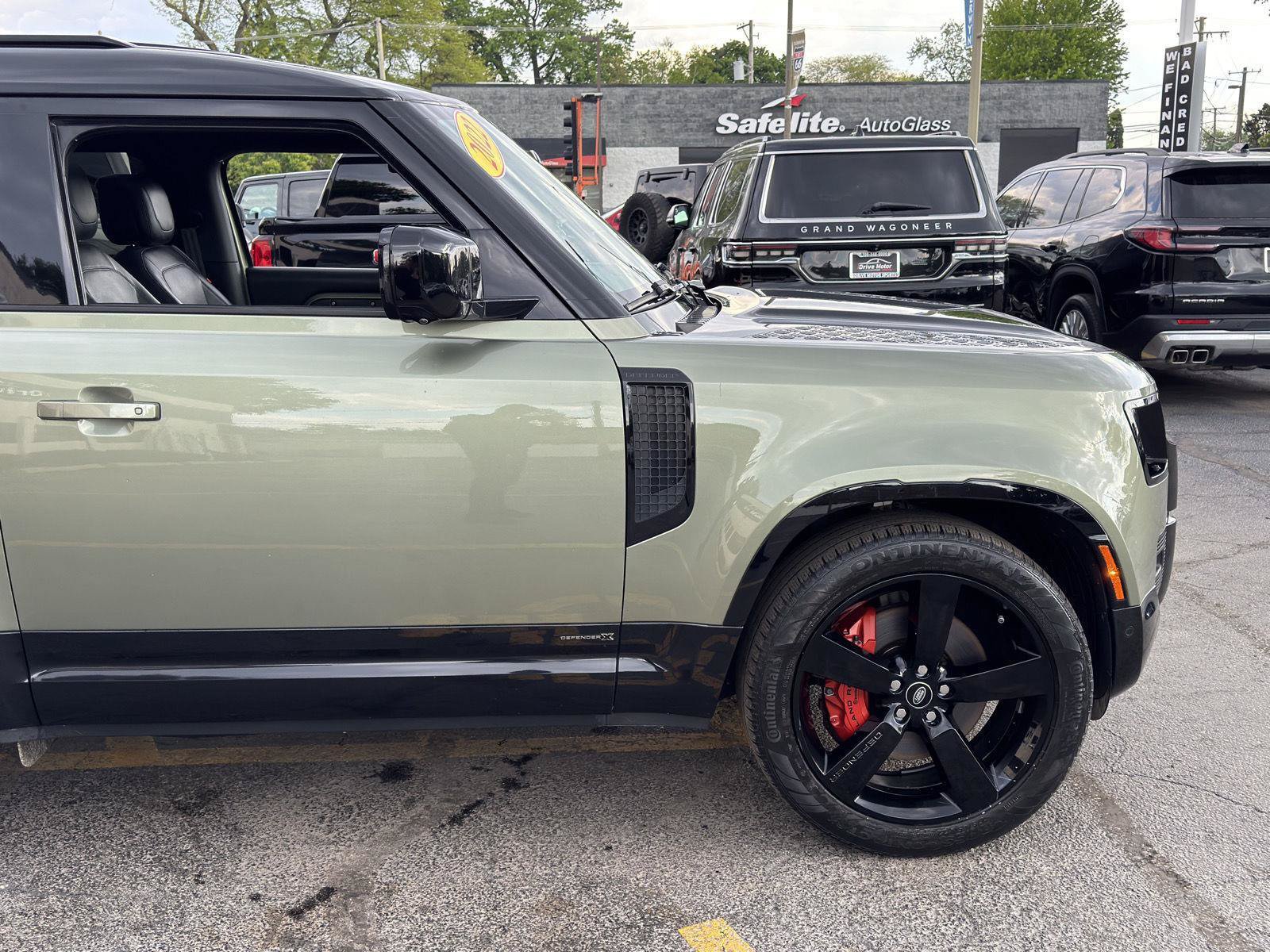 Used 2022 Land Rover Defender 90 X AWD/4WD image 14