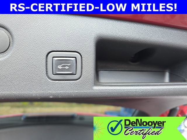Used 2023 Chevrolet Equinox RS image 13