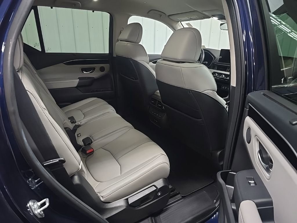 Used 2023 Honda Pilot EX-L image 17