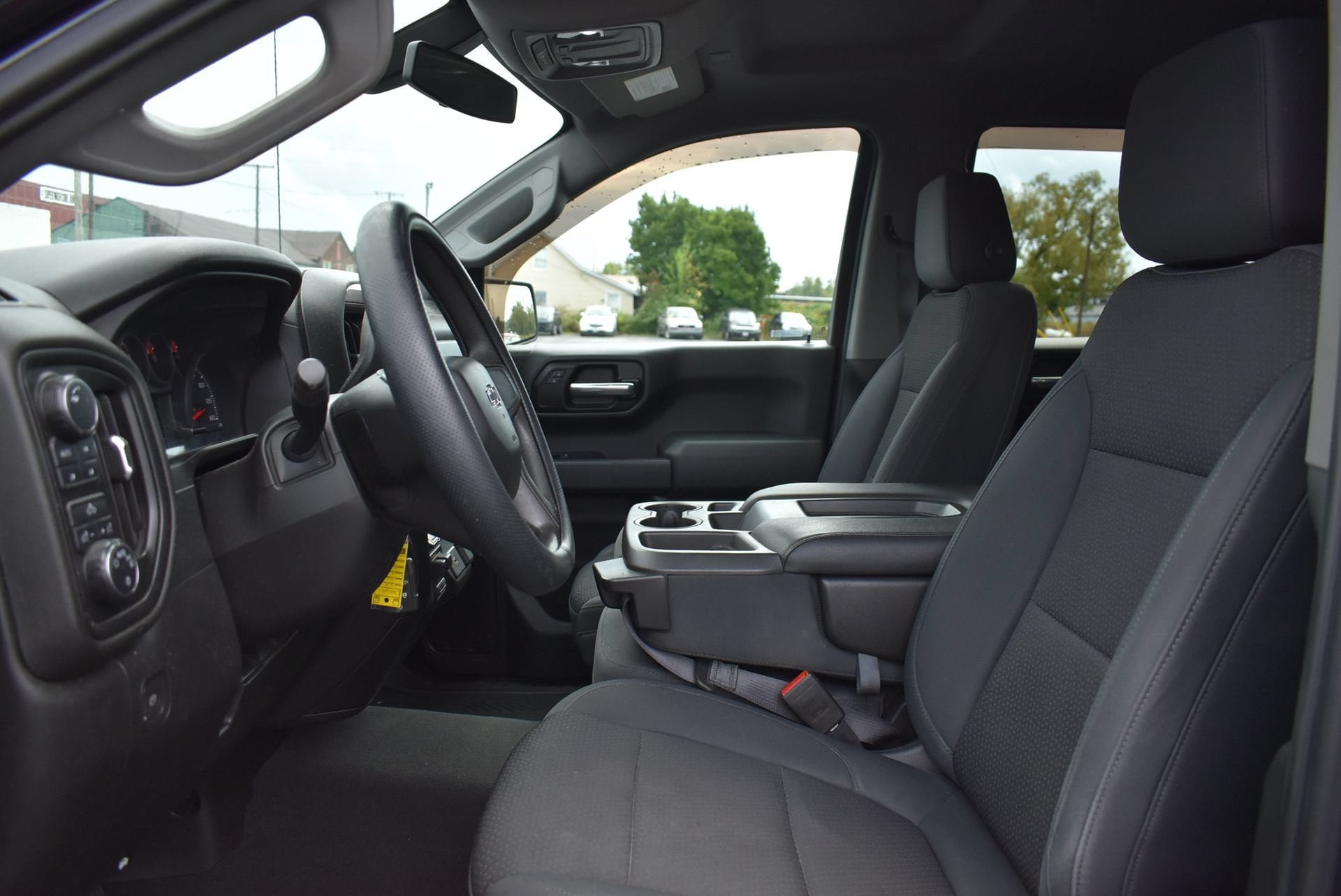 Used 2019 Chevrolet Silverado 1500 Custom Trail Boss w/ Custom Convenience Package AWD/4WD image 13