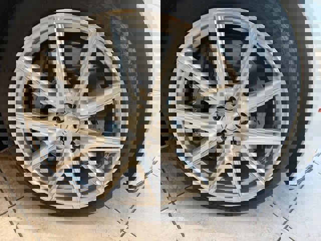 Used 2012 Aston Martin V8 Vantage S image 7