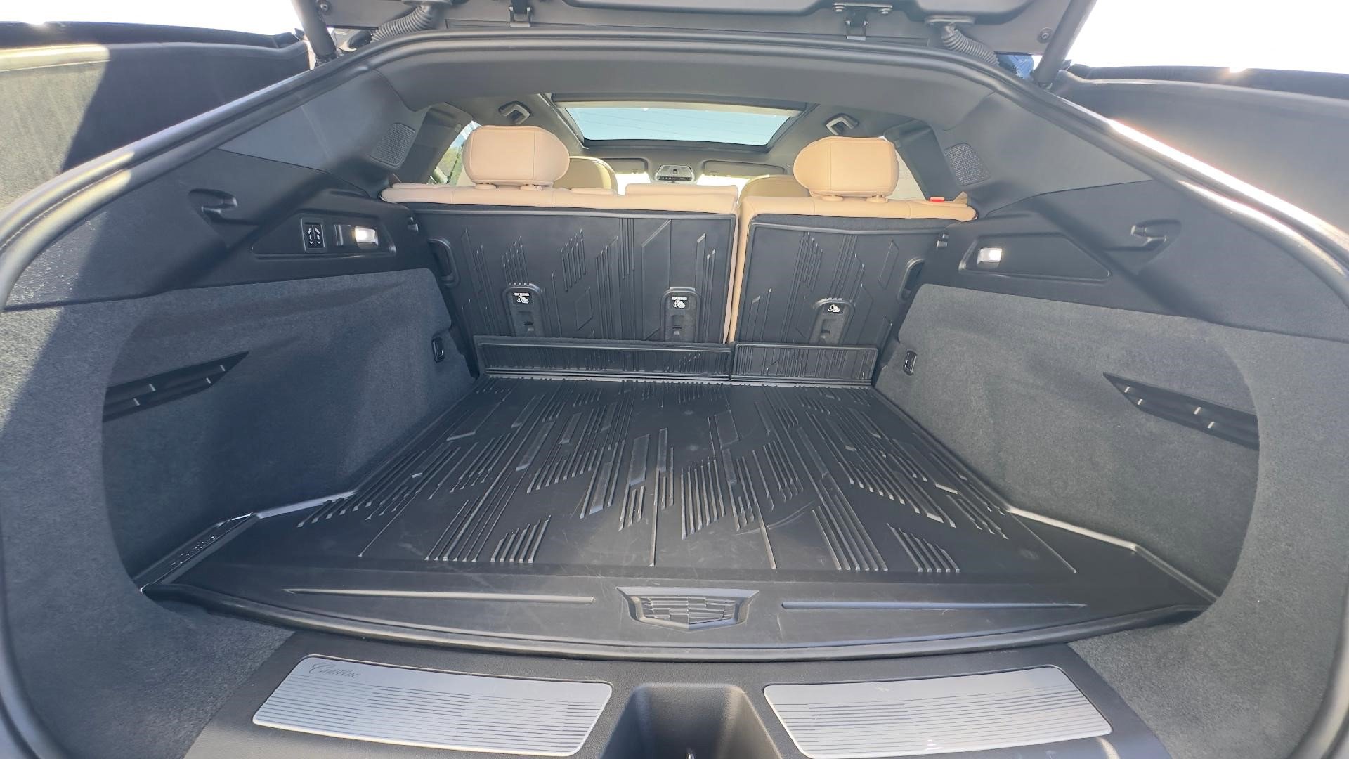 Certified 2024 Cadillac Lyriq Sport w/ Nappa Leather Package image 10