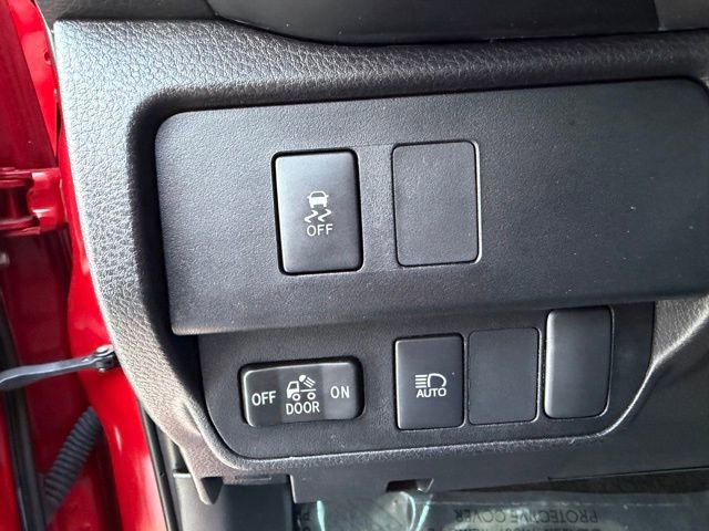 Certified 2023 Toyota Tacoma SR5 image 22