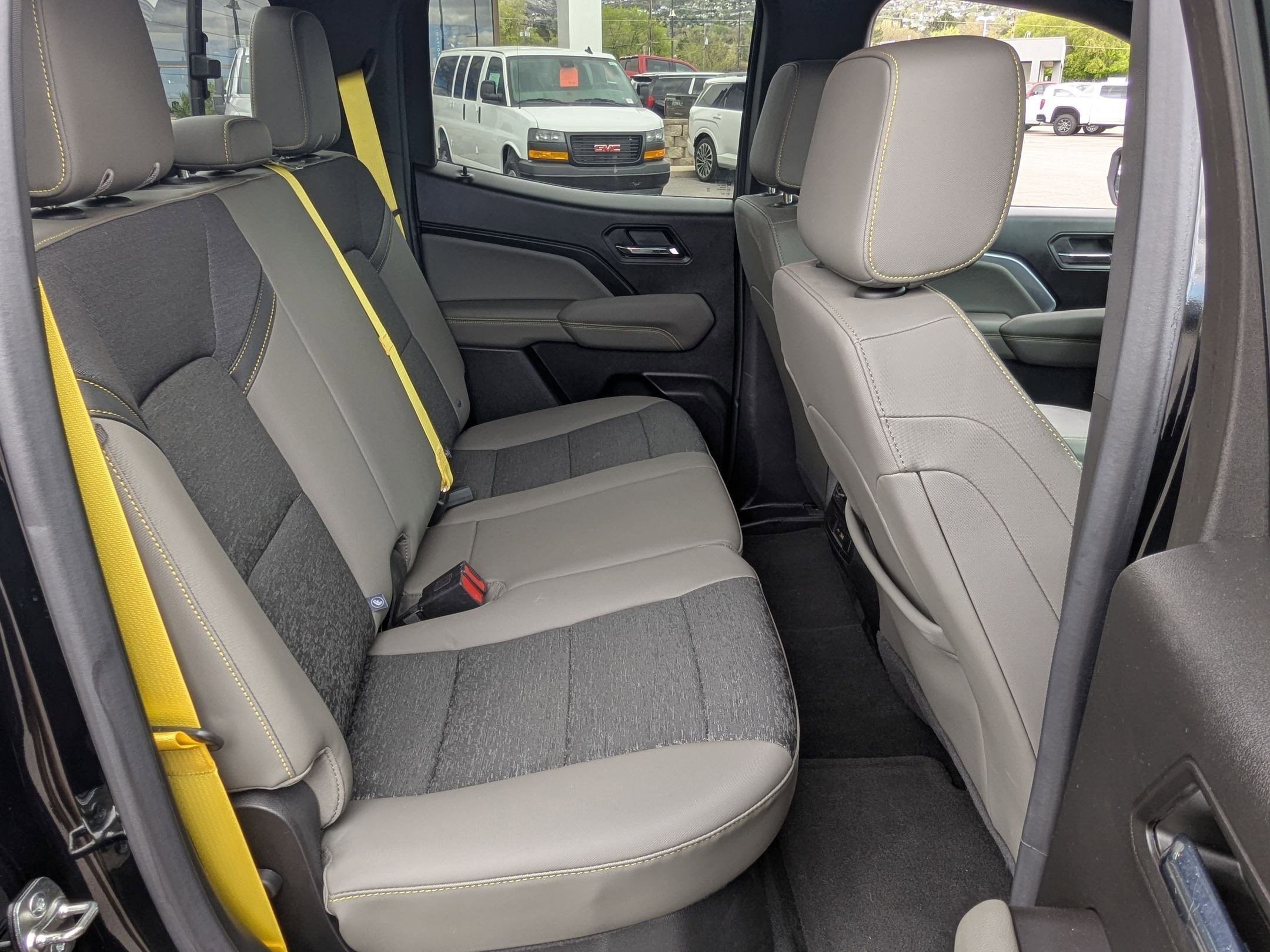 Used 2024 Chevrolet Colorado ZR2 image 26