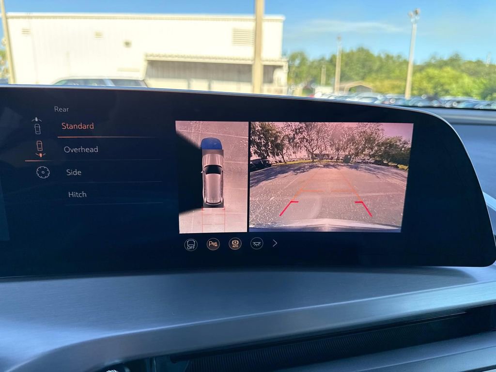 New 2026 Cadillac Vistiq Luxury image 25