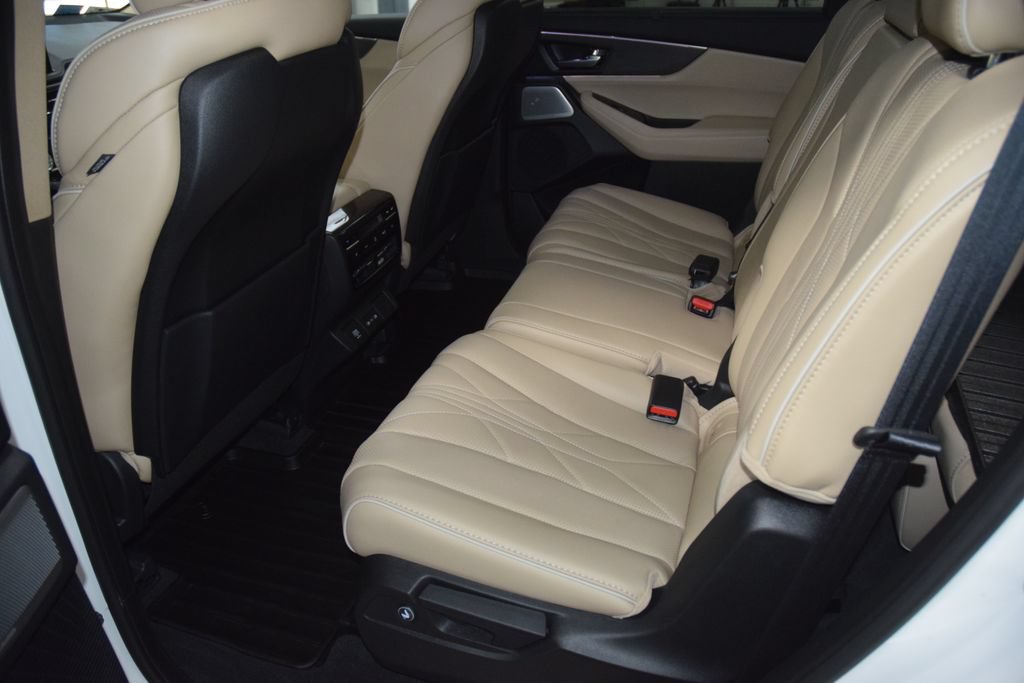 Used 2026 Acura MDX SH-AWD w/ Advance Package image 43