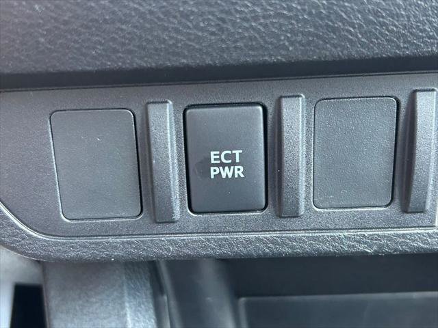 Certified 2023 Toyota Tacoma SR AWD/4WD image 25