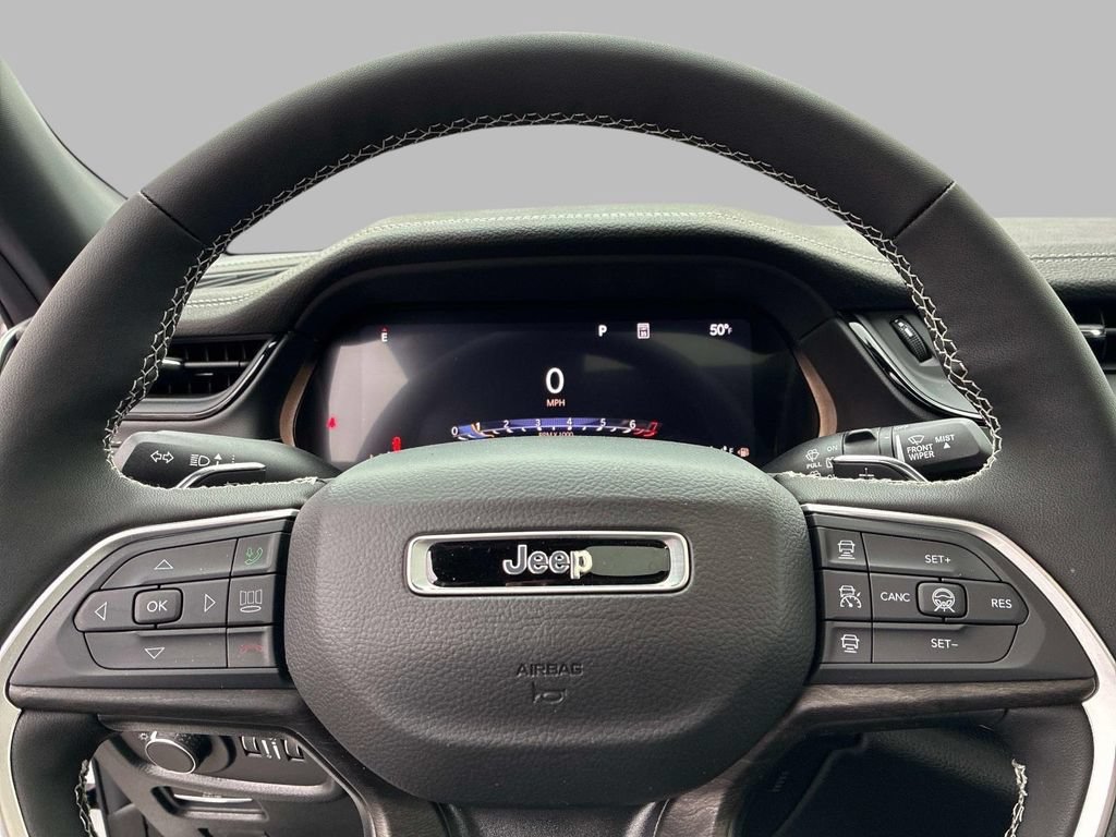 New 2026 Jeep Grand Cherokee Altitude AWD/4WD image 11