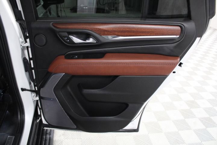 Used 2023 GMC Yukon Denali Ultimate image 30