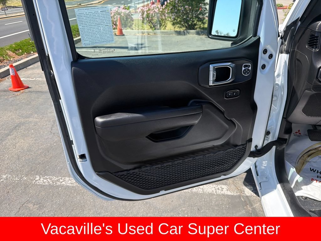 Used 2024 Jeep Wrangler Unlimited Sport AWD/4WD image 10