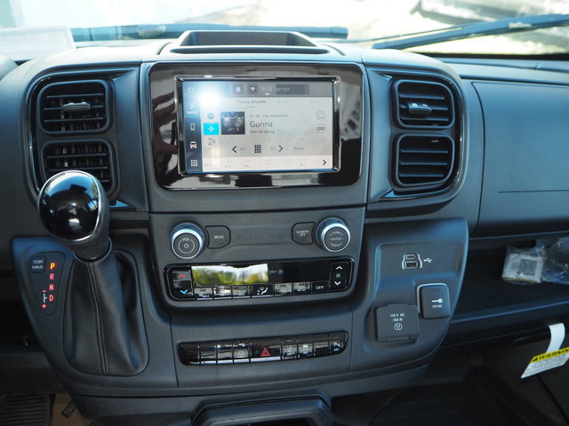 New 2025 RAM ProMaster 3500 w/ Roll-Up Rear Door Package image 16
