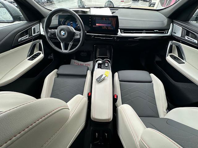 Used 2025 BMW X2 xDrive28i AWD/4WD image 20