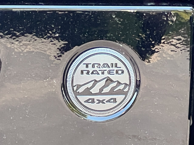 New 2026 Jeep Gladiator Sport AWD/4WD image 2