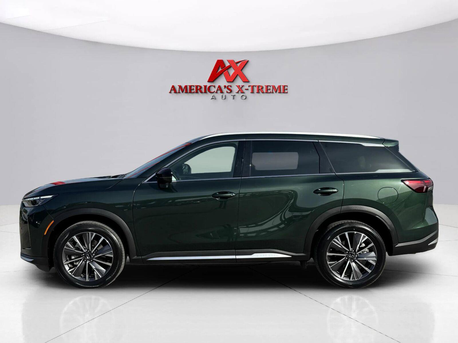 Used 2026 INFINITI QX60 Luxe AWD/4WD image 2
