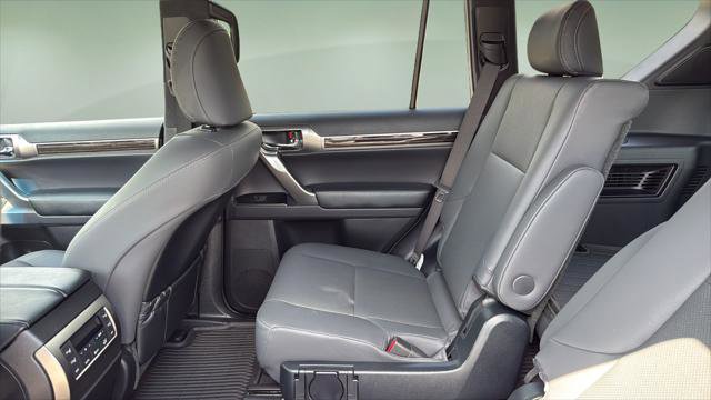 Certified 2023 Lexus GX 460 Premium w/ Accessory Package AWD/4WD image 16