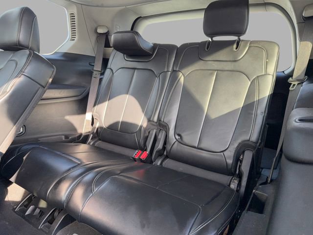 Used 2021 Jeep Grand Cherokee L Limited image 23