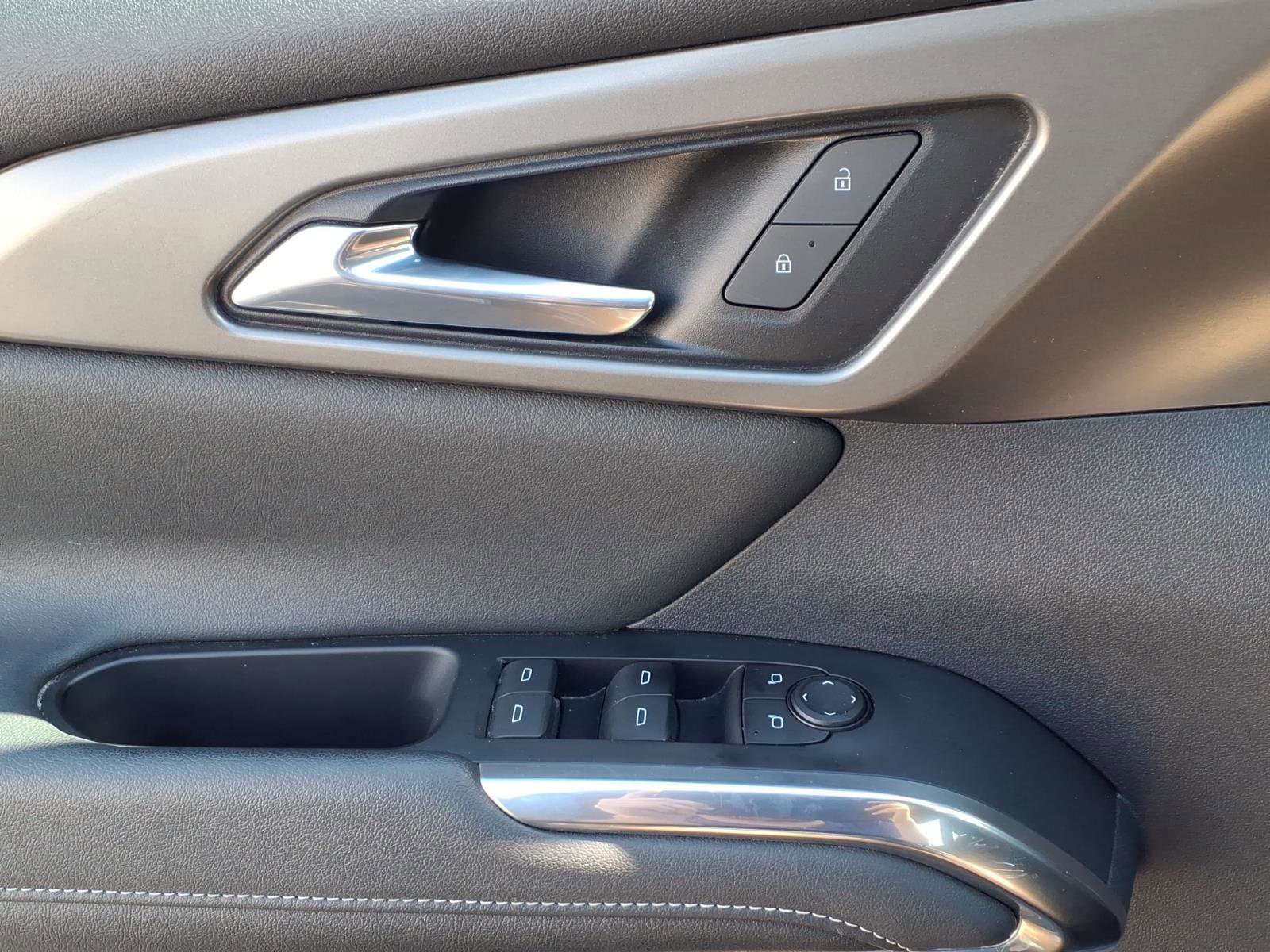 Used 2024 Chevrolet Traverse LS image 22