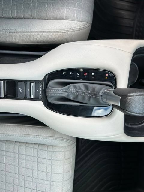 Used 2024 Honda HR-V LX image 22