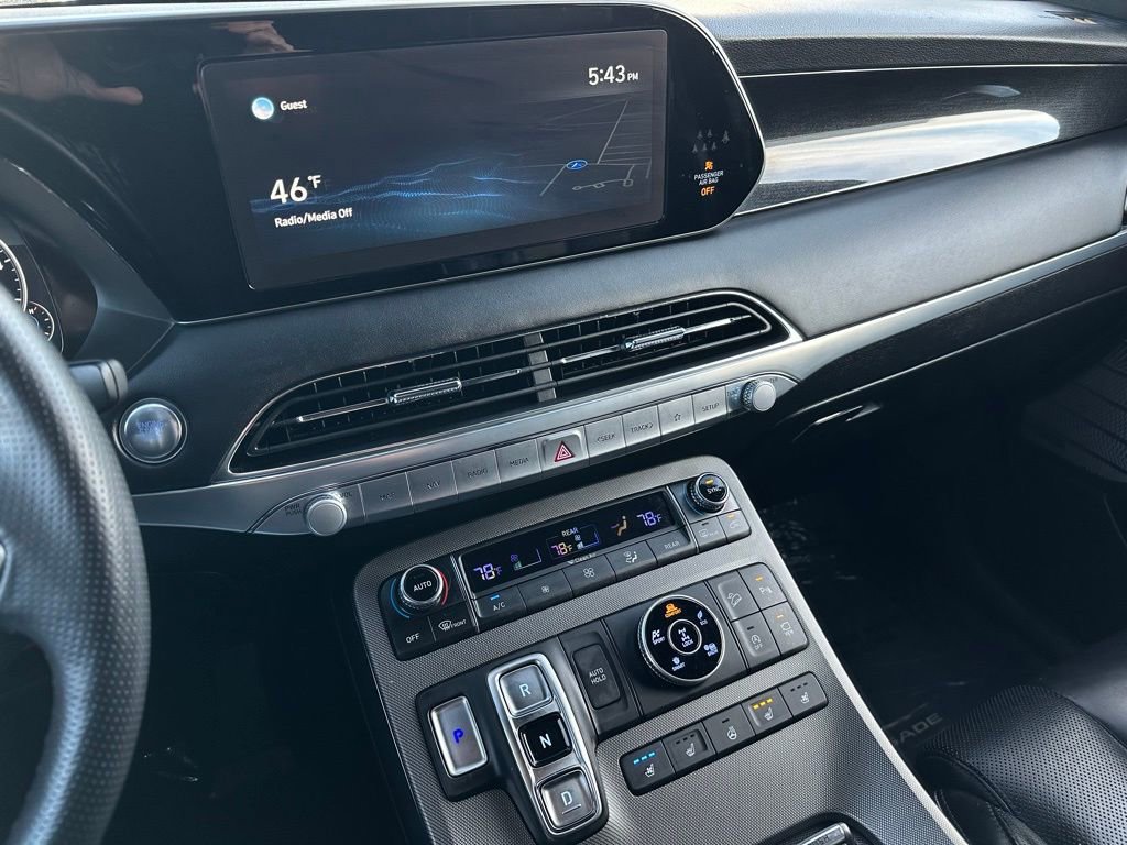 Used 2021 Hyundai Palisade Calligraphy image 25