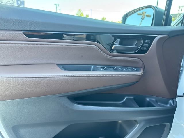 New 2026 Honda Odyssey Touring image 9