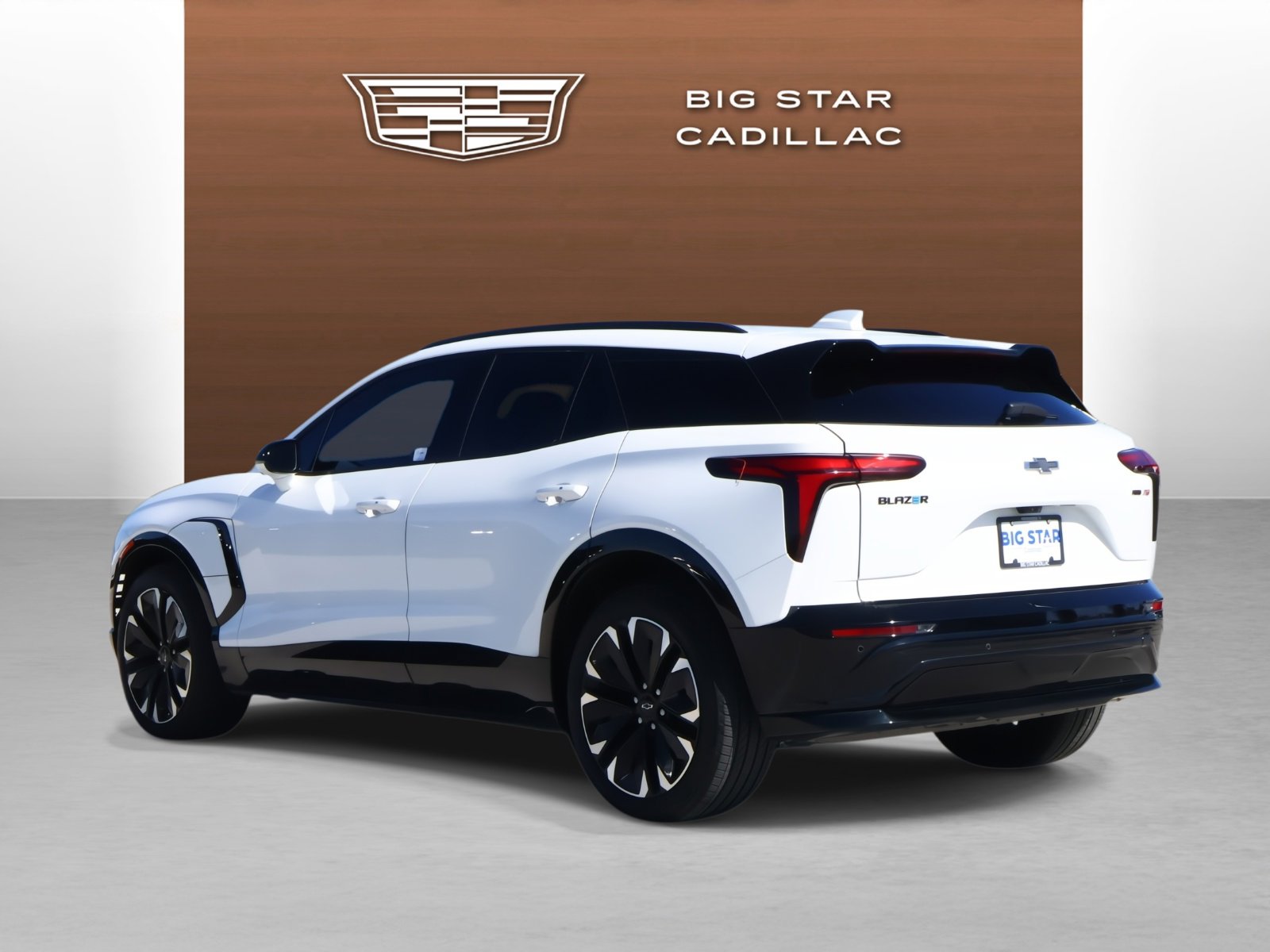 Used 2024 Chevrolet Blazer EV RS image 3