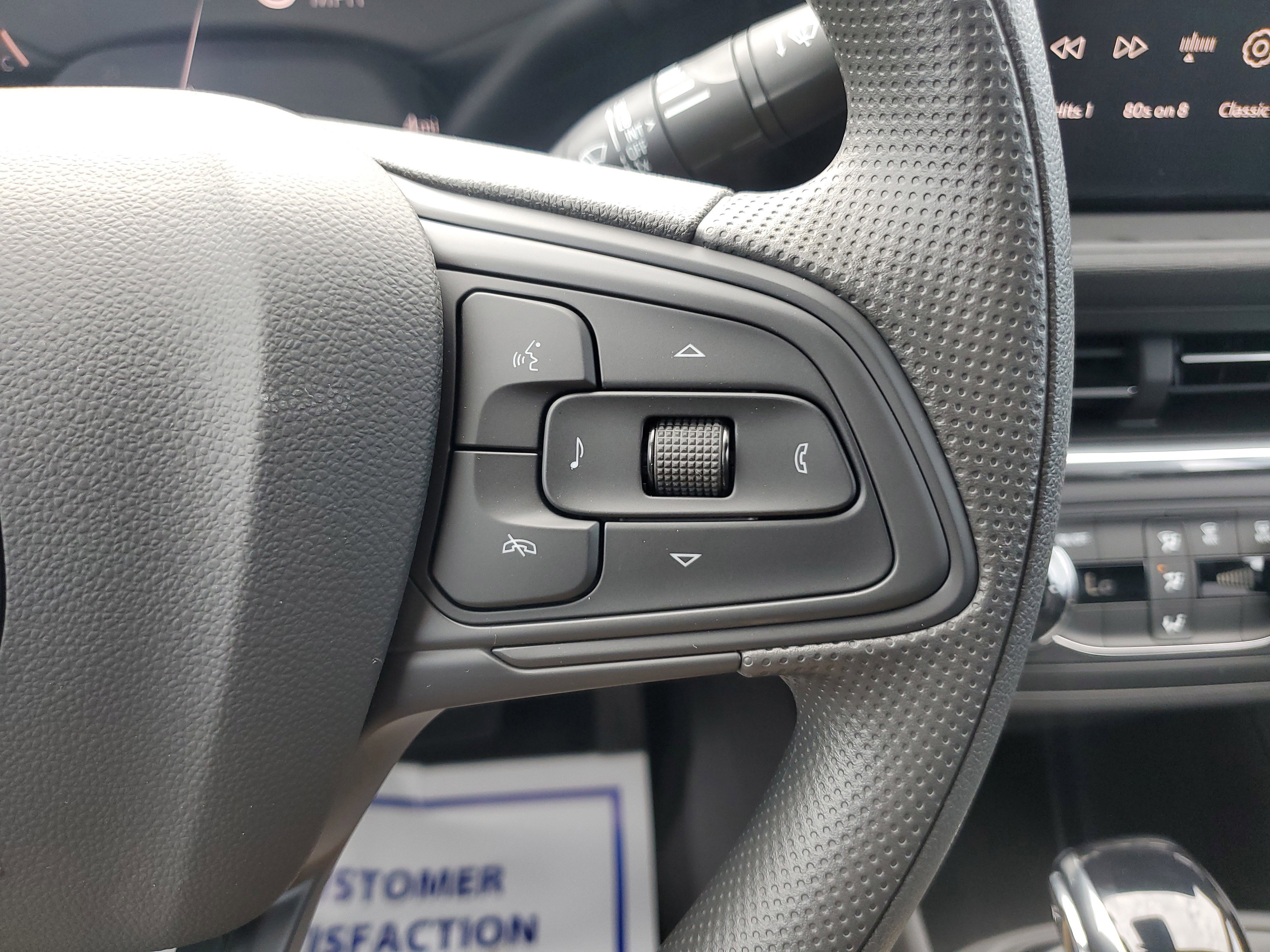 New 2025 Buick Envista Preferred image 22