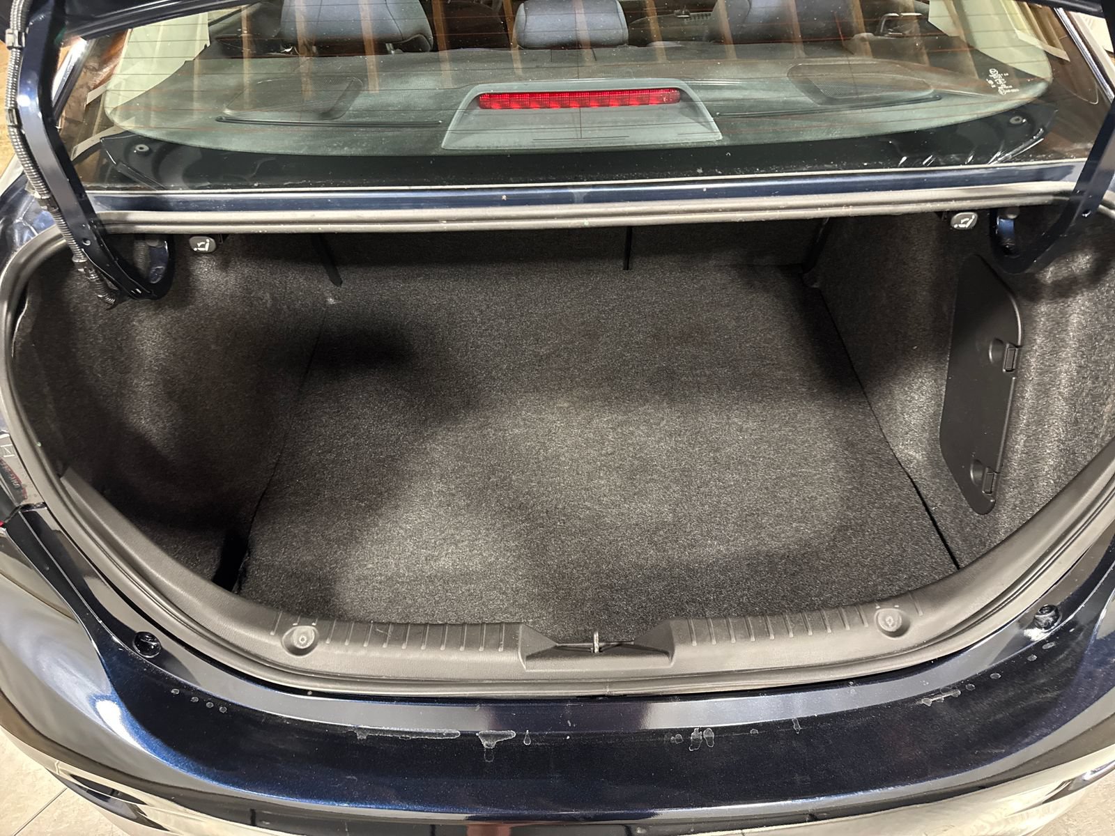 Used 2015 MAZDA MAZDA3 i Touring w/ Technology Package FWD image 27