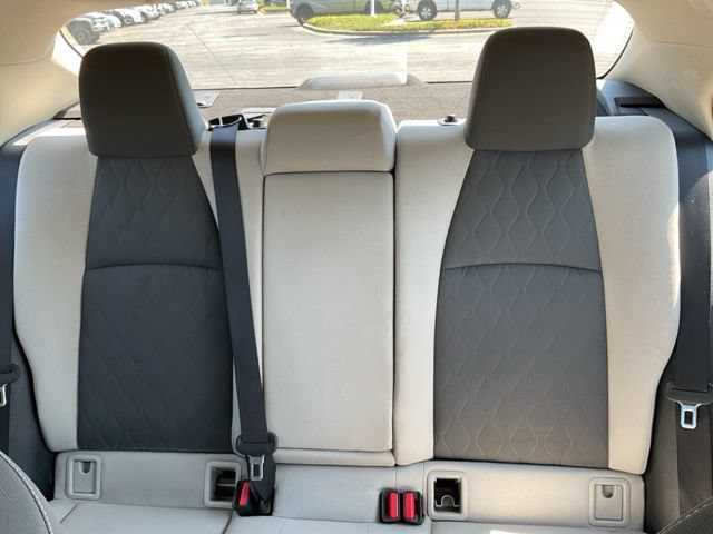 Used 2020 Toyota Corolla LE FWD image 30