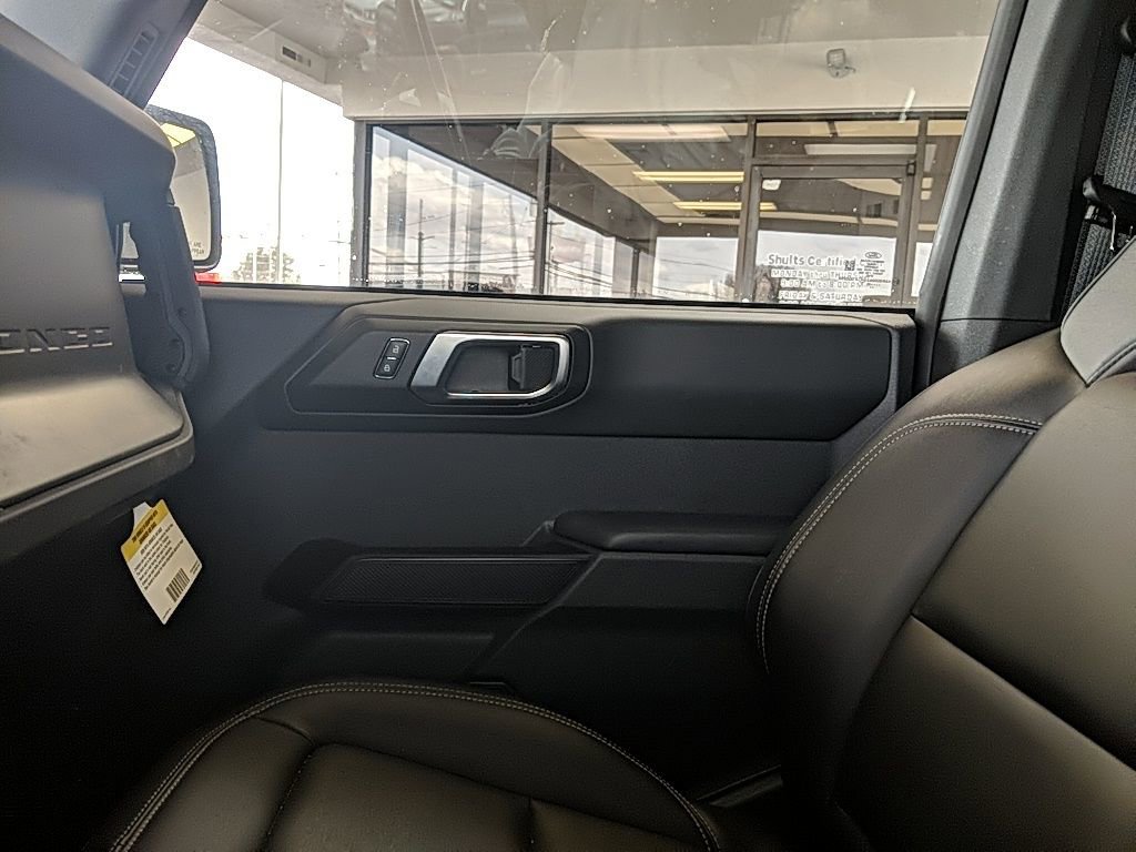 Used 2025 Ford Bronco Big Bend image 23