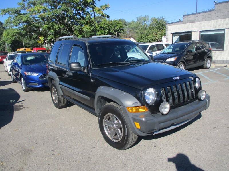 Used 2005 Jeep Liberty Renegade AWD/4WD image 1