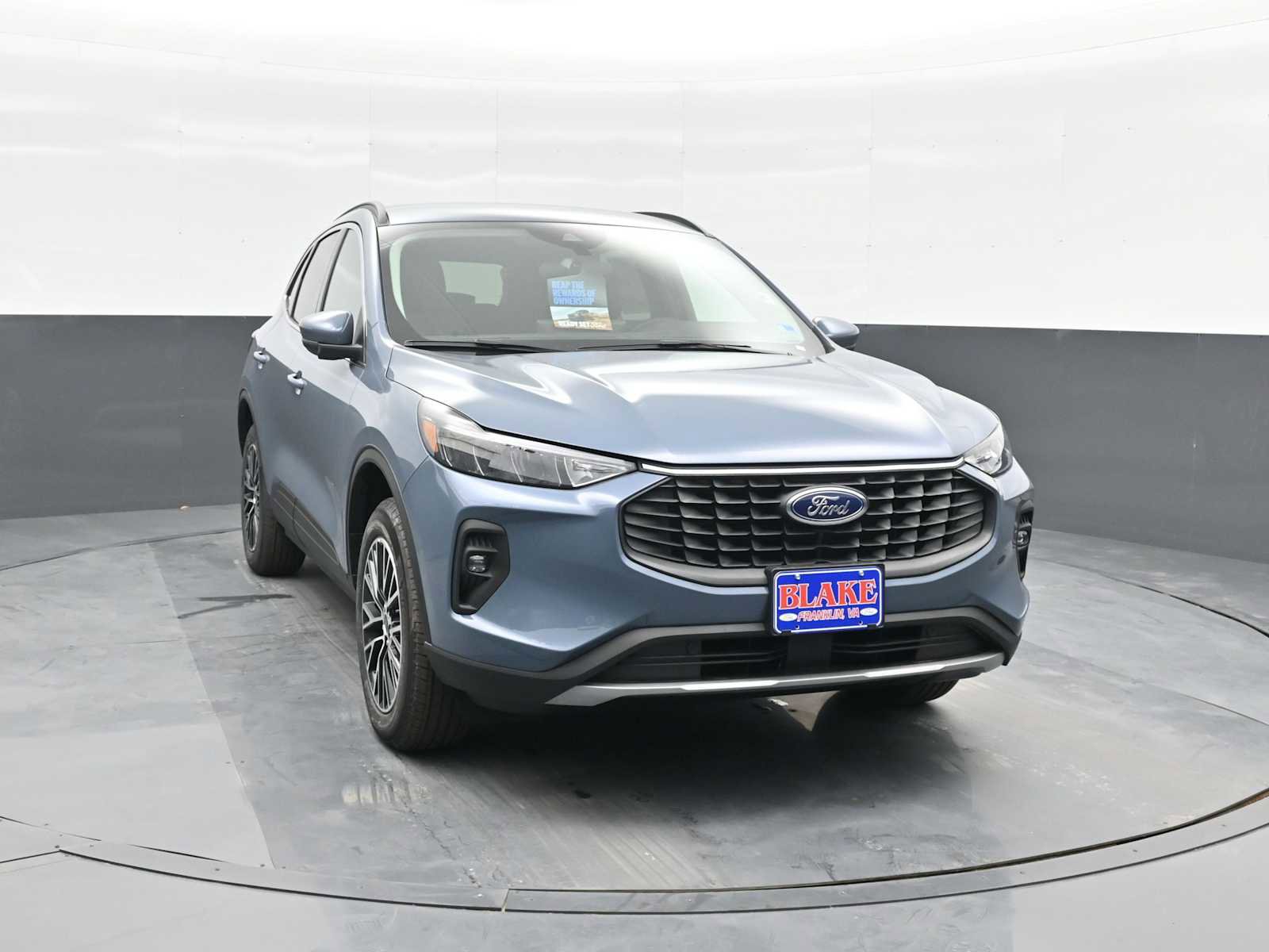 New 2026 Ford Escape SE