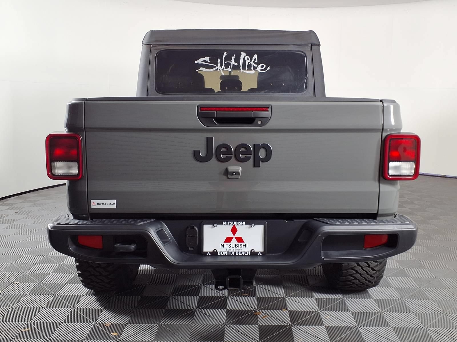 Used 2020 Jeep Gladiator Sport w/ Trailer Tow Package AWD/4WD image 6