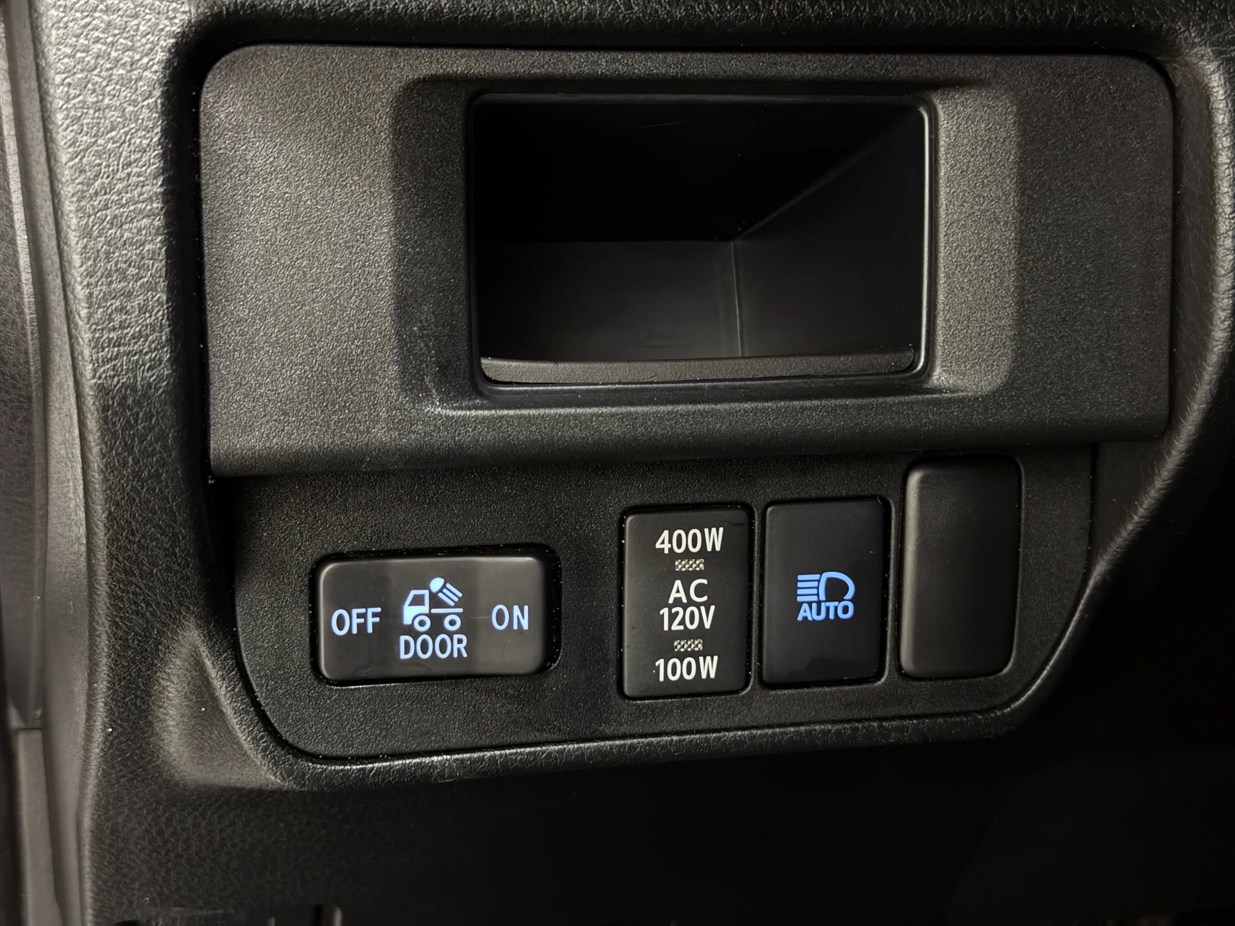 Used 2019 Toyota Tacoma TRD Sport image 41