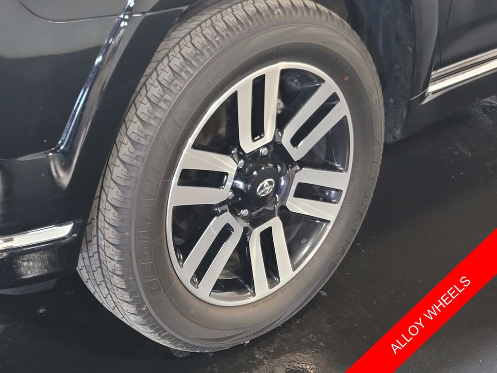 Used 2022 Toyota 4Runner Limited AWD/4WD image 6