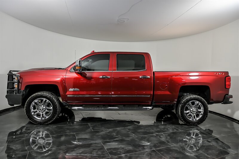 Used 2018 Chevrolet Silverado 2500 High Country w/ Duramax Plus Package AWD/4WD image 6