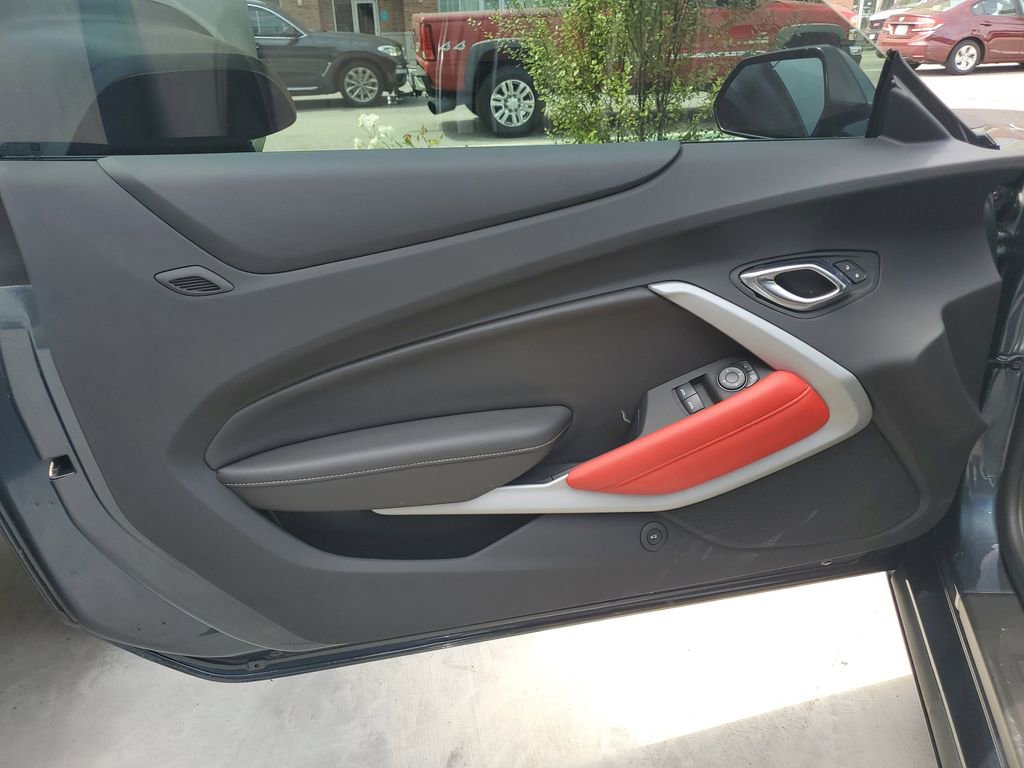 Used 2021 Chevrolet Camaro SS image 16