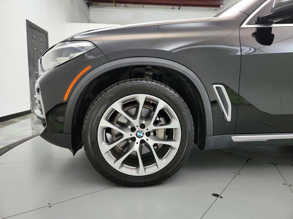 Used 2019 BMW X5 xDrive40i w/ Premium Package 2 AWD/4WD image 33