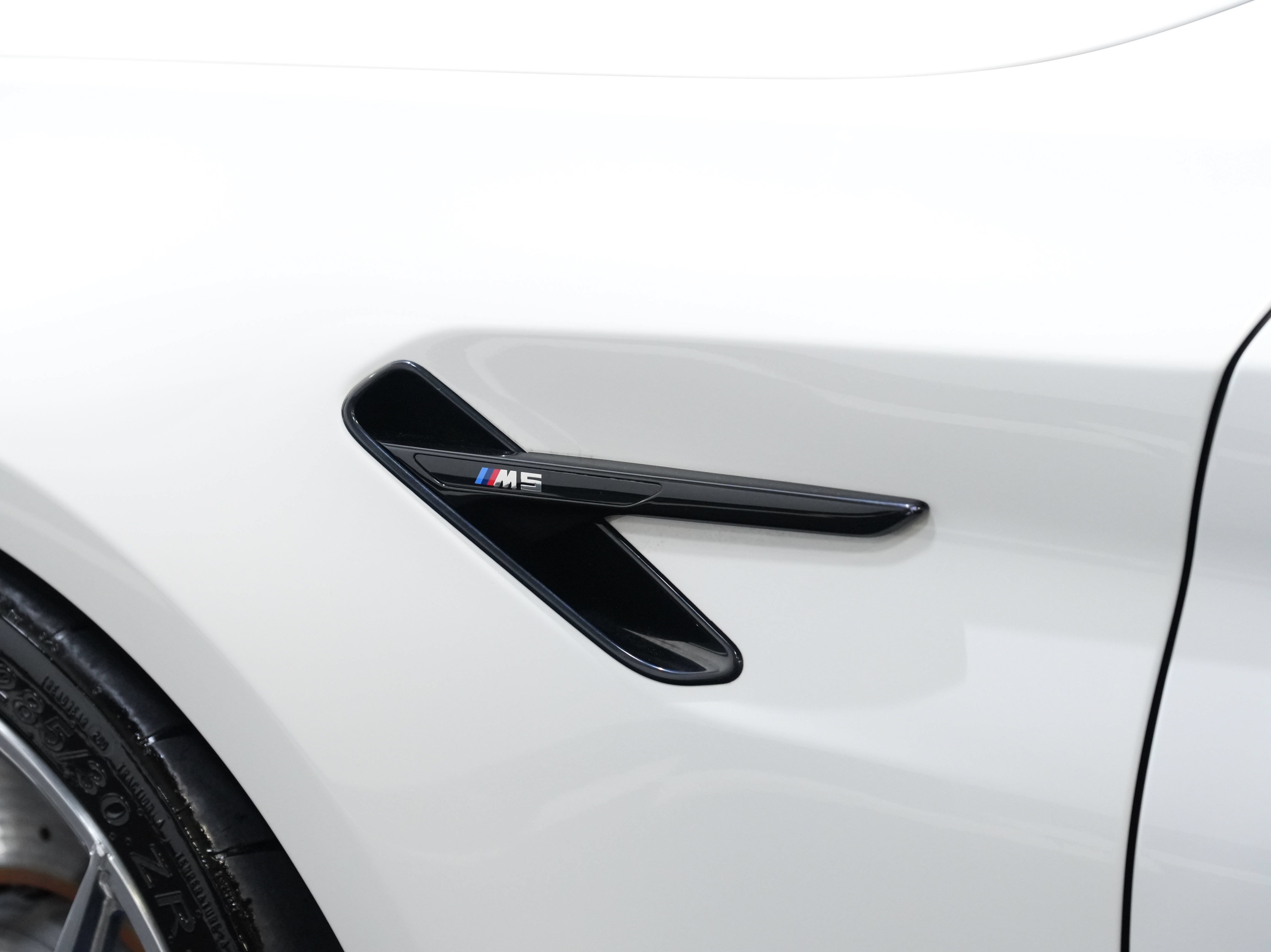 Used 2018 BMW M5 w/ Executive Package AWD/4WD image 20