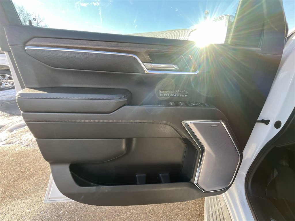 Certified 2023 Chevrolet Silverado 1500 High Country w/ Technology Package image 22