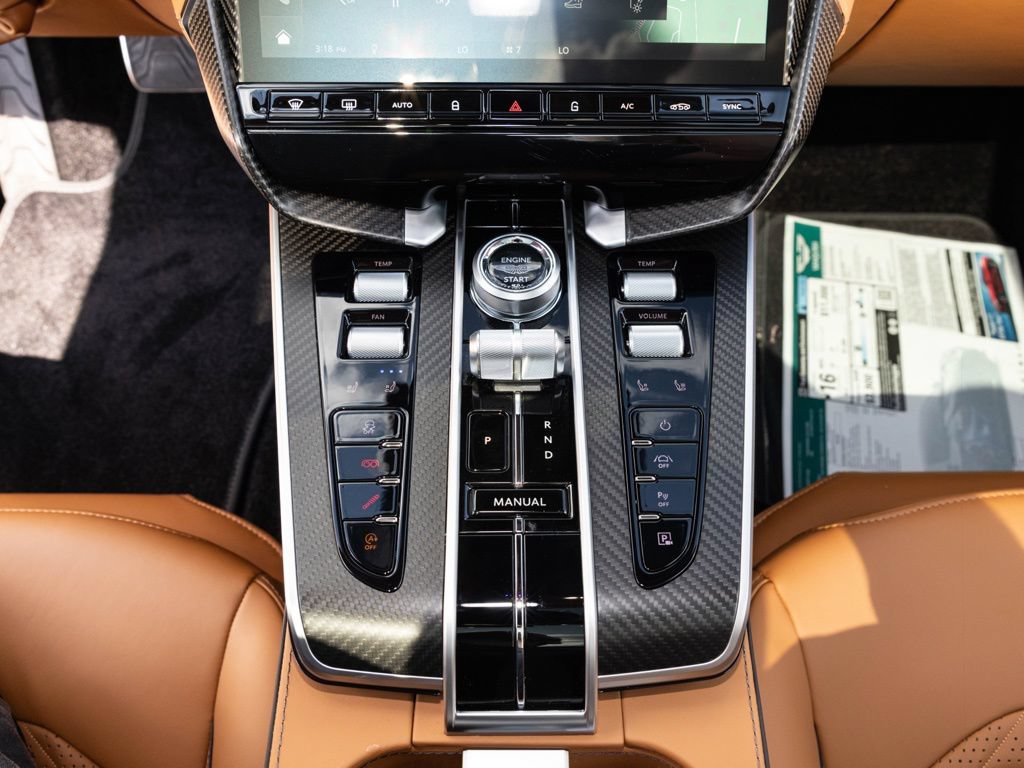 New 2026 Aston Martin Vanquish RWD image 40
