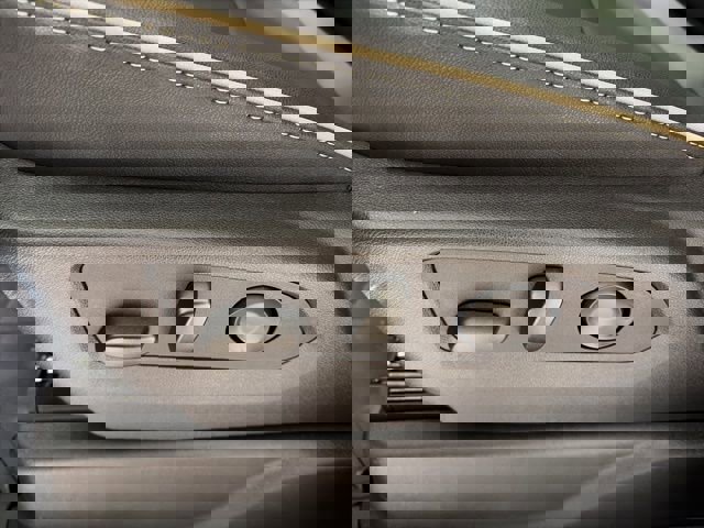 New 2026 Chevrolet Suburban Premier image 12