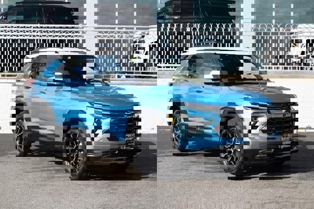 Used 2026 Chevrolet TrailBlazer ACTIV w/ Driver Confidence Package image 3