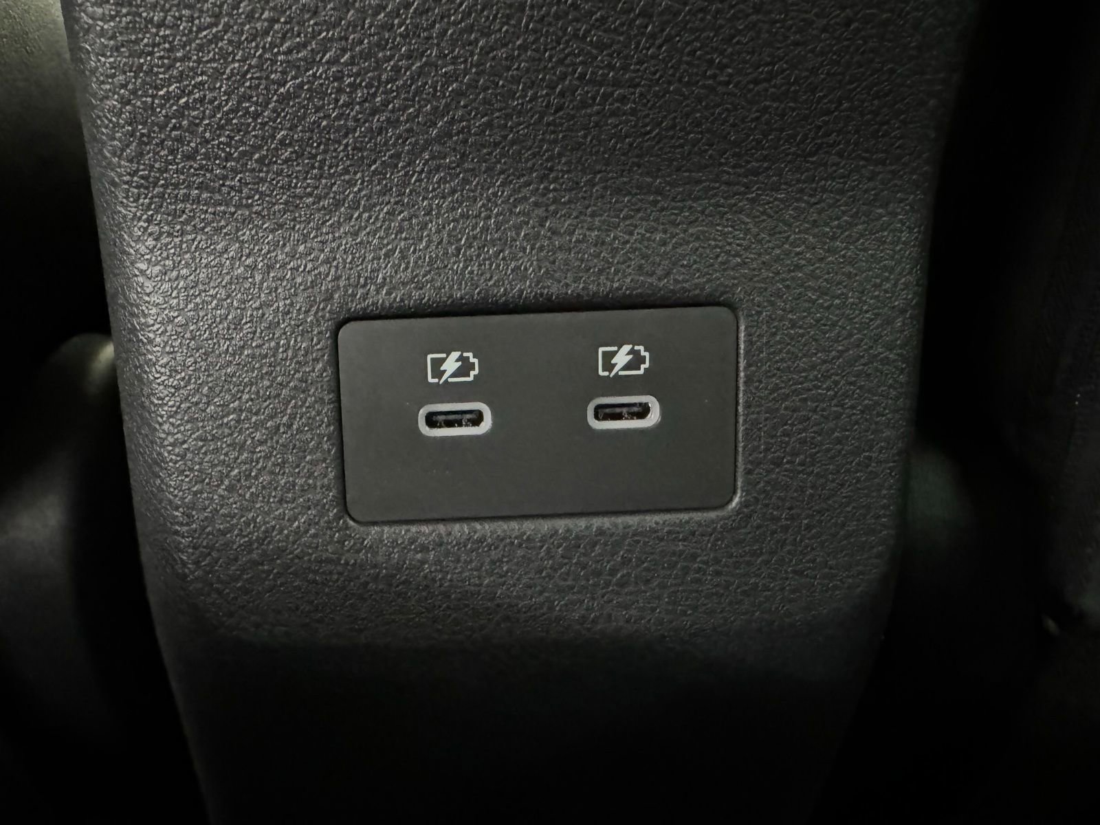 New 2026 Nissan Kicks SR w/ Cold Weather Package image 28