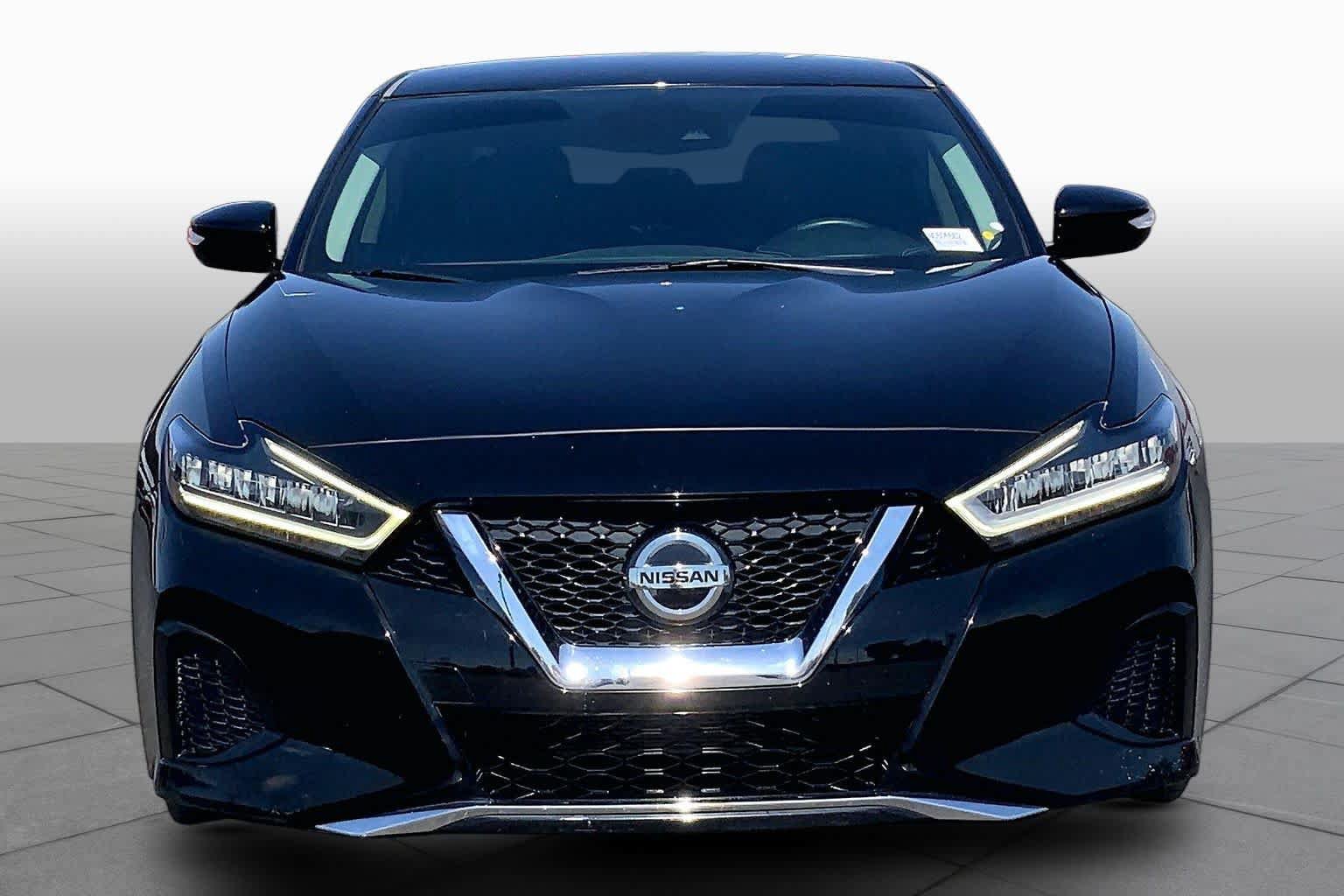 Used 2022 Nissan Maxima SV w/ Floor Mat Group FWD image 4