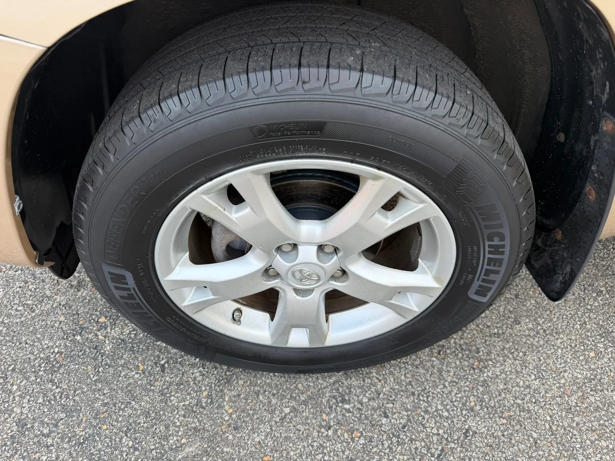 Used 2012 Toyota RAV4 4WD w/ Upgrade Value Pkg image 53