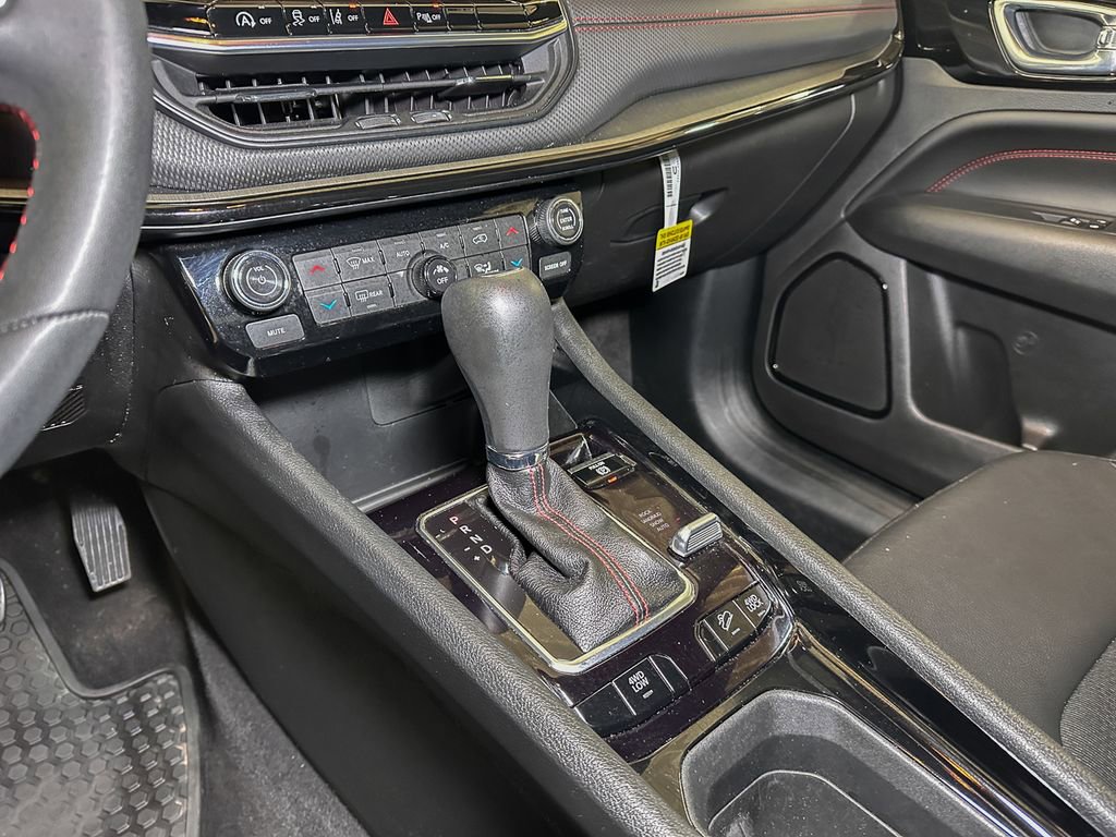 Certified 2024 Jeep Compass Trailhawk AWD/4WD image 44