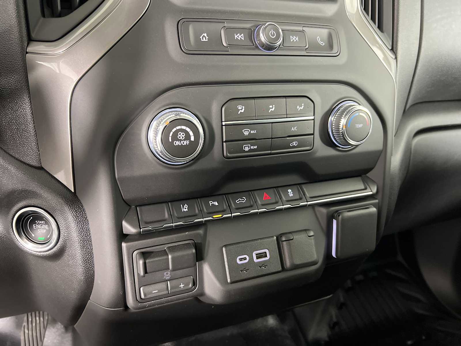 New 2026 GMC Sierra 2500 Pro w/ 1SA Pro Safety Plus Package image 38