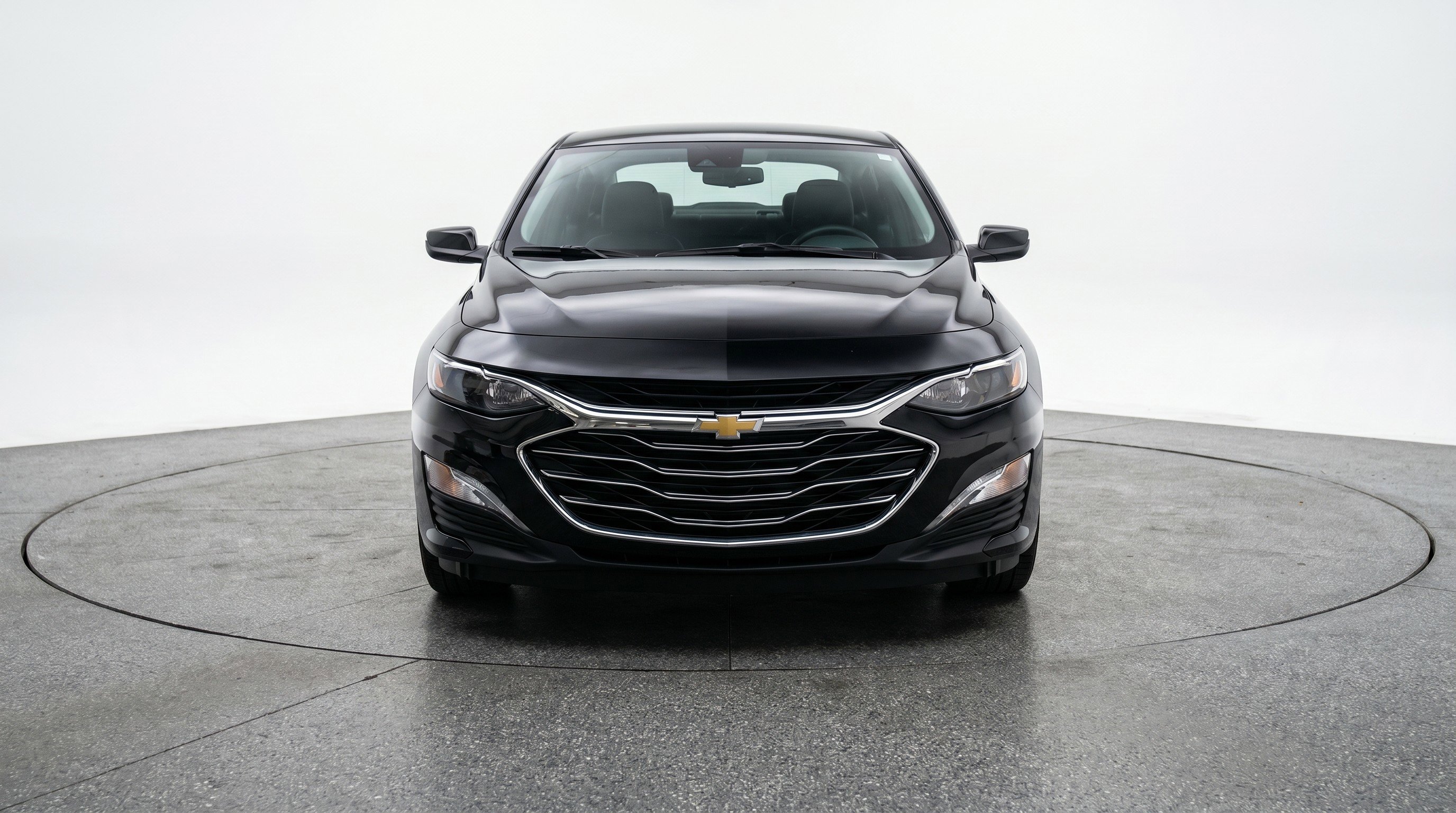 Used 2024 Chevrolet Malibu LT FWD image 2